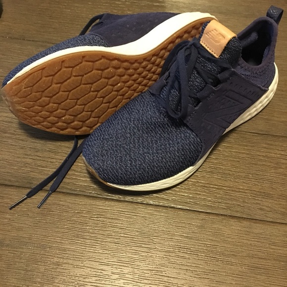 New balance sneakers - Picture 2 of 3